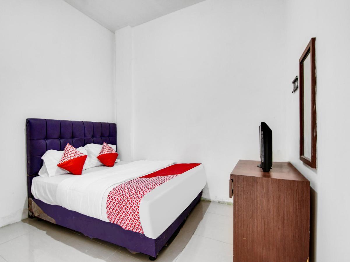 Oyo 90897 Hotel Sepupu Satria Pekanbaru Exterior photo